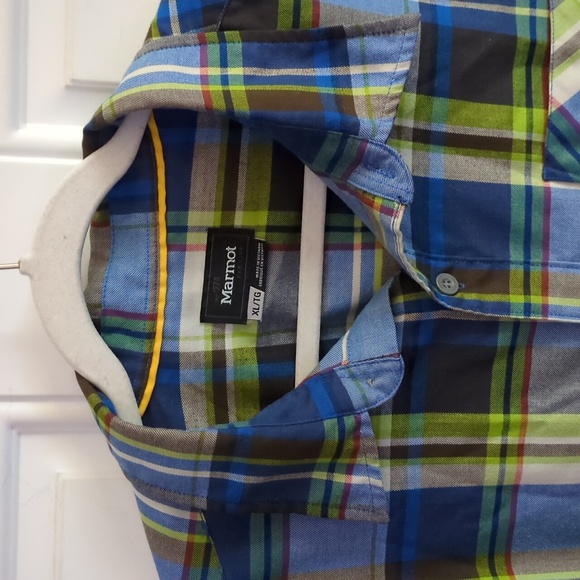Men's XL Marmot Green and Blue Plaid Button Up - Picture 2 of 3